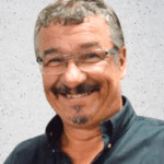 Assistência médica custa caro — ainda mais no exterior. (5)